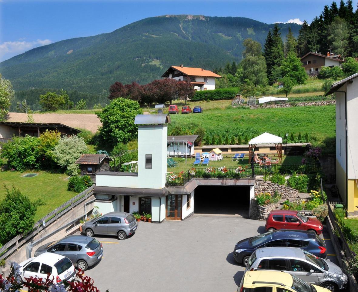Hotel Italia Baselga di Pinè Exteriör bild